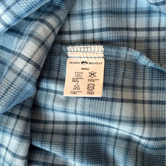 BRANDY MELVILLE | Blue Plaid Mini Skirt - Picture 4 of 5